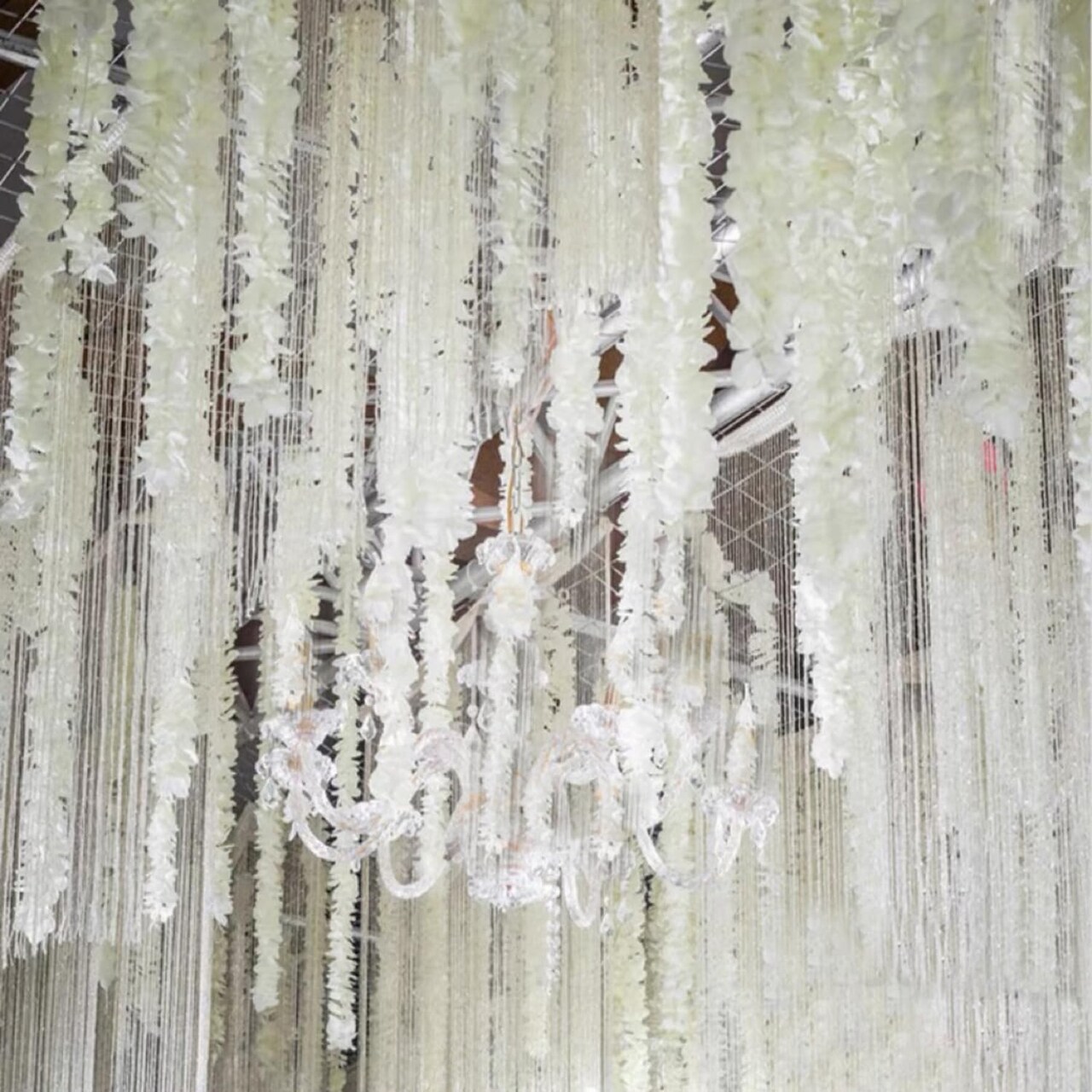 33Ft Wisteria Hanging Flowers Artificial White Flower Garland (White)